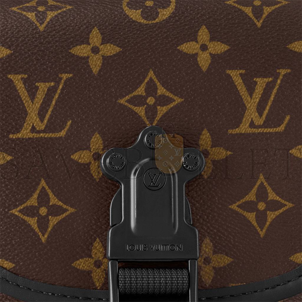 LOUIS VUITTON QUEST MESSENGER M46973 (18*18*10cm)